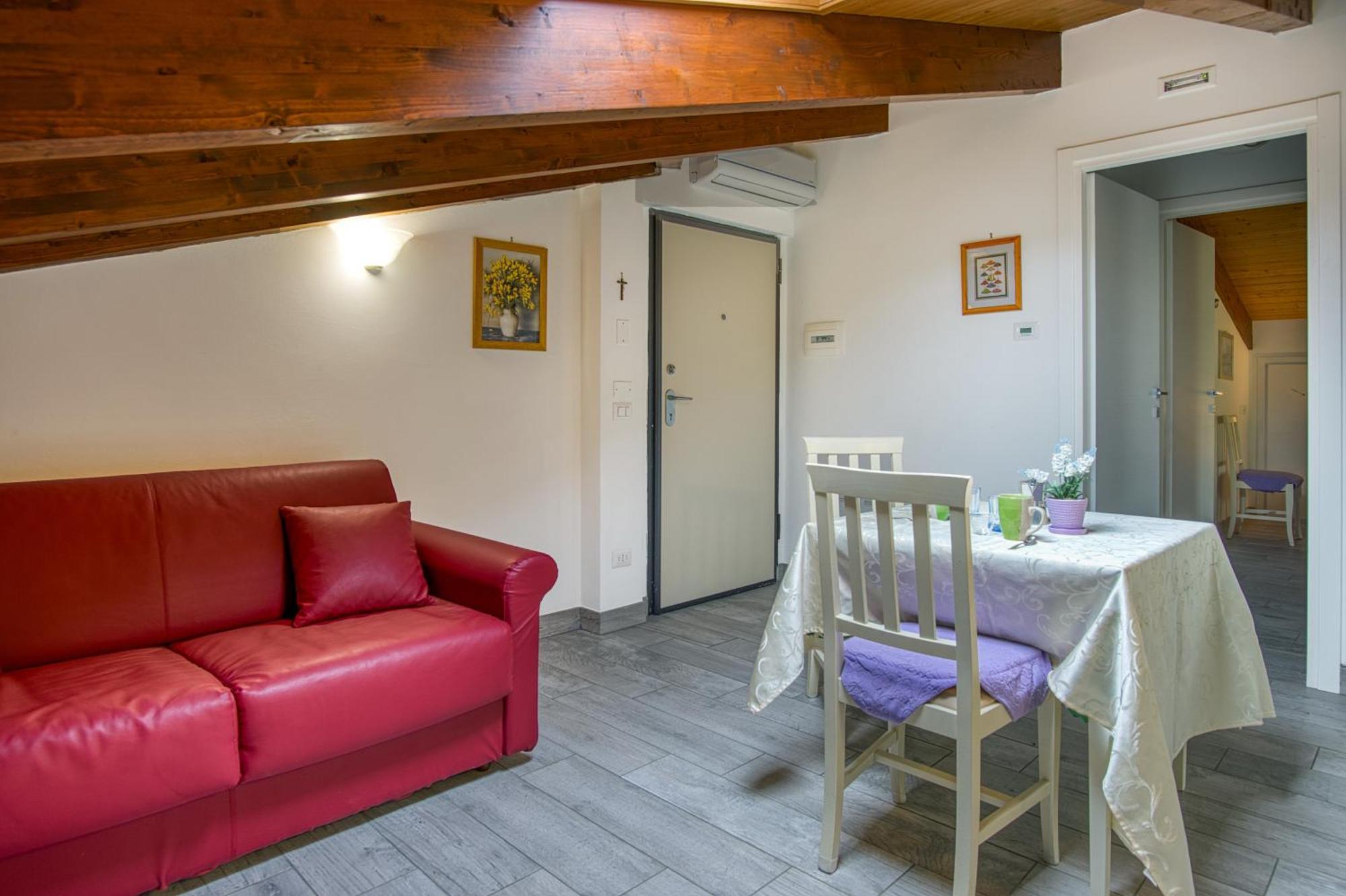 Holiday home Casavacanzelemore - Casa Zara *